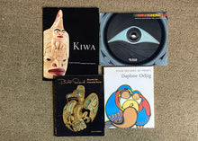 Load image into Gallery viewer, LOT OF 6 FIRST NATIONS CATALOGUES / BOOKS
