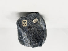 Load image into Gallery viewer, MOTHER AND CHILD, JOHNNY INUKPUK
