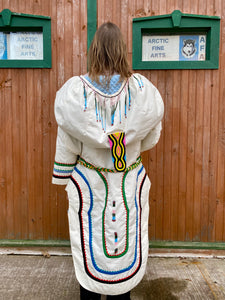WOMAN’S AMAUTI. AGNES IQQUATUQ, KUGAARUQ