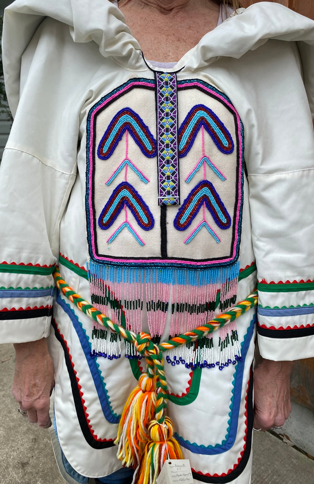 WOMAN’S AMAUTI. AGNES IQQUATUQ, KUGAARUQ